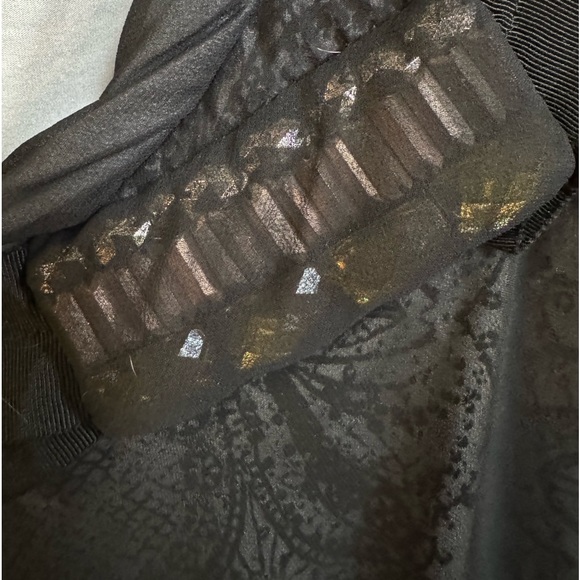 Vintage CAbi Black Jewel Layered Sleeveless Tank/Cami Top Medium EUC Like New - Picture 5 of 5